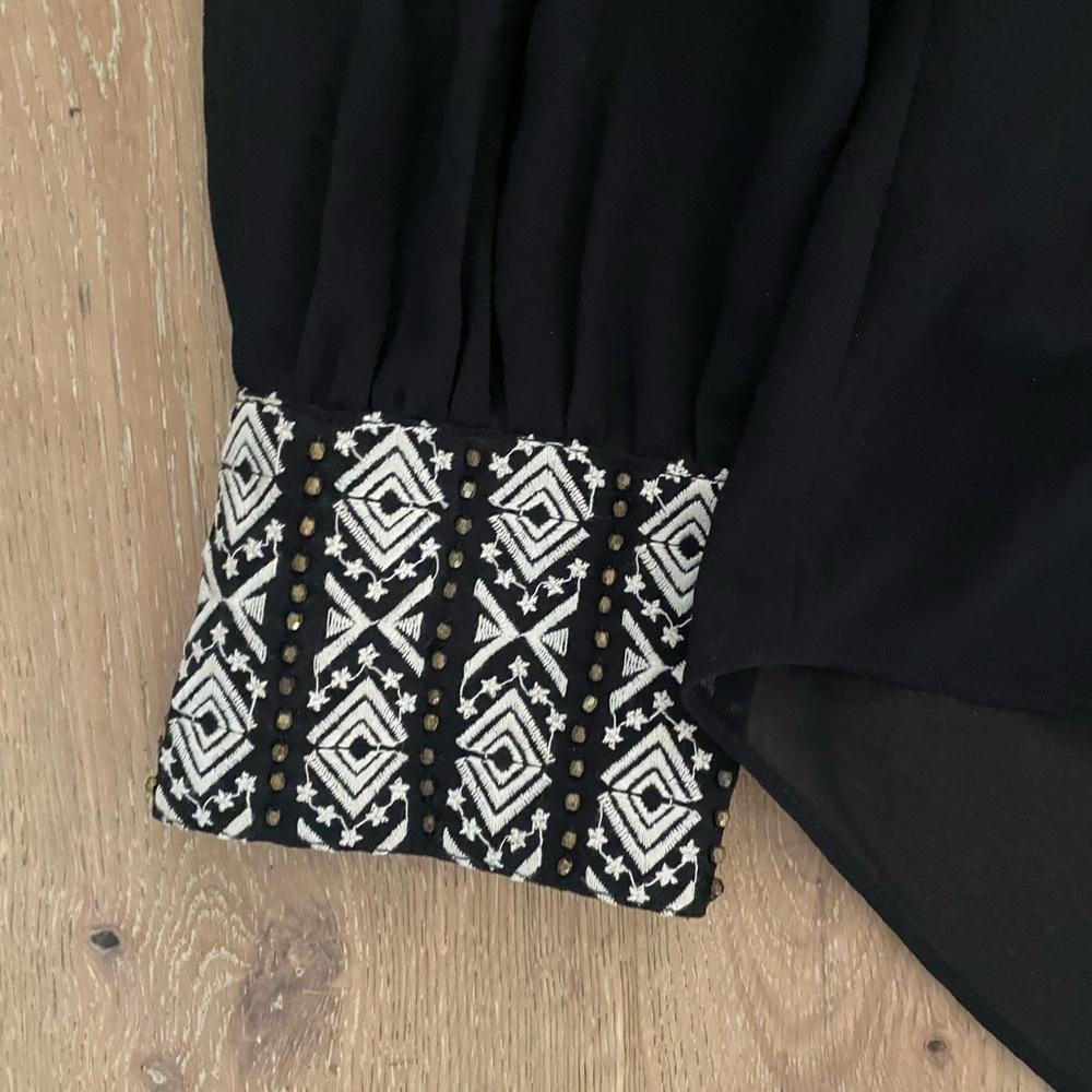 Double Zero Black Blouse With Patterned Cuffs - image 2